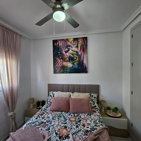 Apartamento Pod Papugami Torrevieja Esterno foto