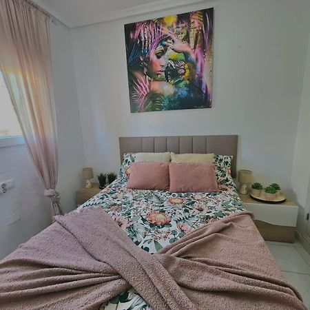 Apartamento Pod Papugami Torrevieja Esterno foto