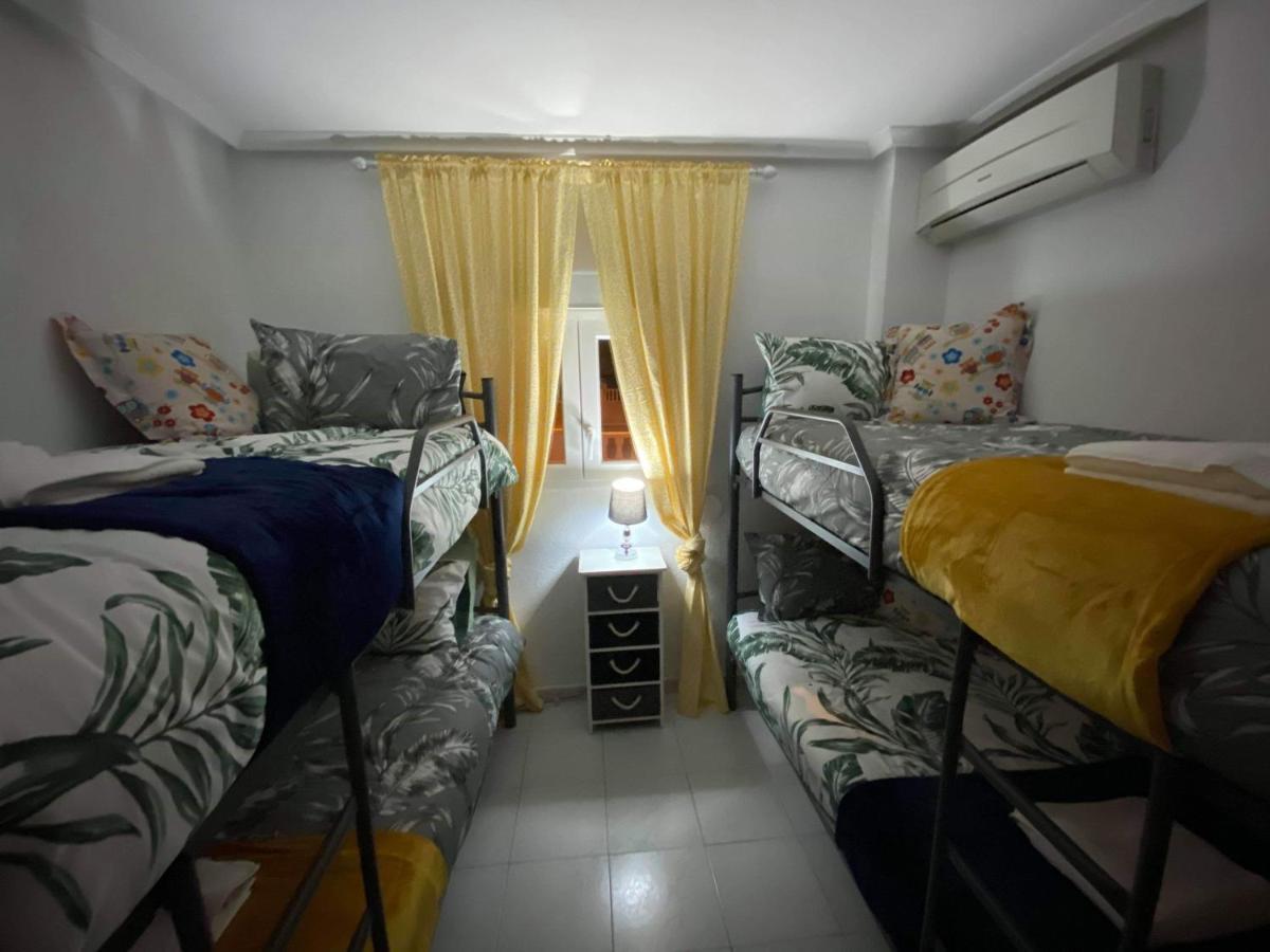 Apartamento Pod Papugami Torrevieja Esterno foto
